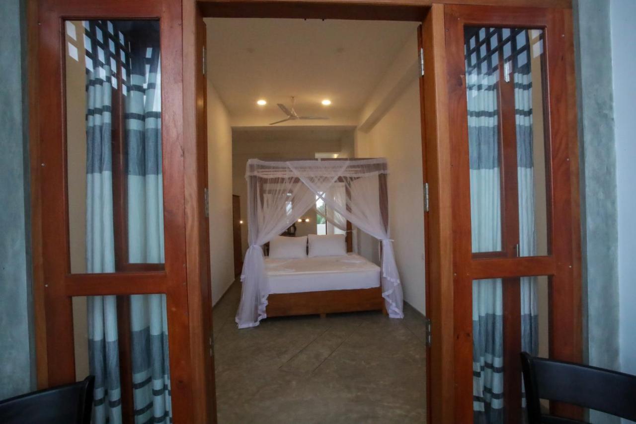 Hotel Samaraana à Ahangama Extérieur photo
