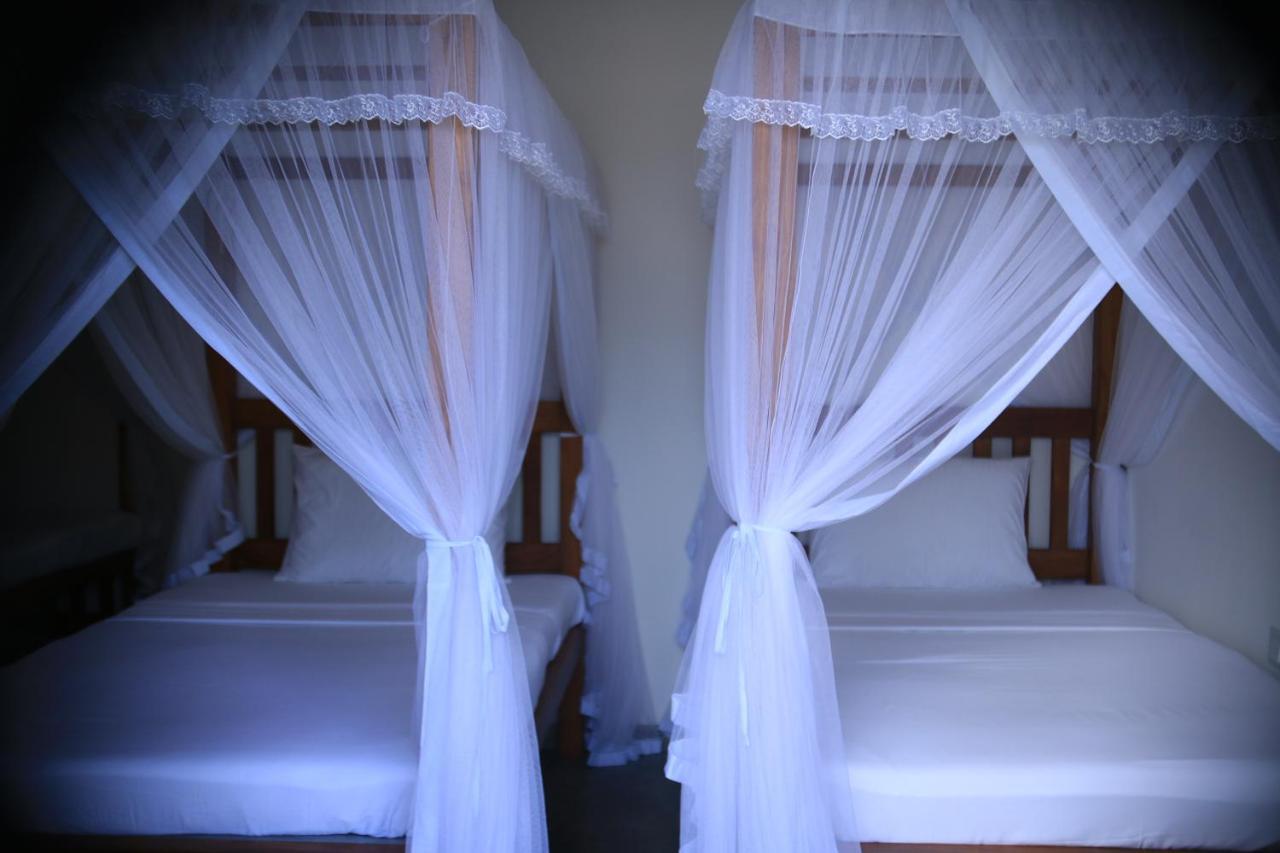 Hotel Samaraana à Ahangama Extérieur photo