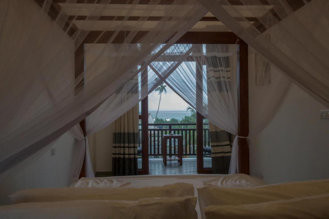 Hotel Samaraana à Ahangama Extérieur photo